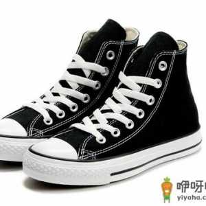 白色帆布鞋怎么洗？板鞋清洗方法