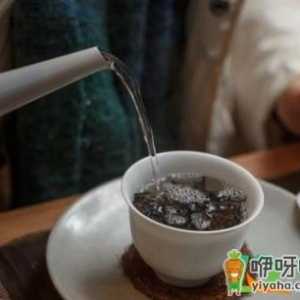 为什么开水泡茶会出现大量泡沫