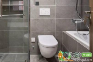 马桶离墙太近怎么换马桶盖