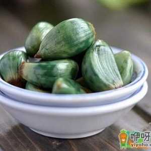 腊八蒜不切根部可以腌绿吗