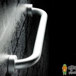 浴室扶手的选购技巧-浴室扶手的保养方法