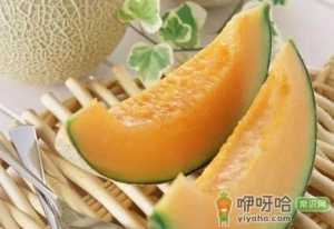 哈密瓜外皮长白毛了还能吃