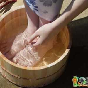 三伏天艾叶泡脚后可以吹空调吗