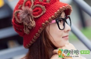 黄皮戴什么颜色的毛呢帽子