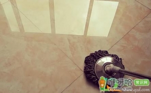拖瓷砖地用胶棉拖把还是平拖把
