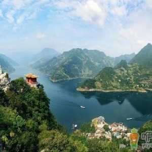 江河之美在三峡：三峡之美