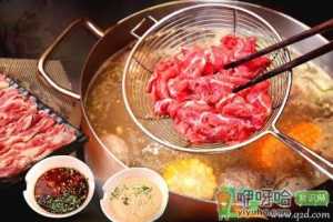 家里火锅剩下的油怎么倒