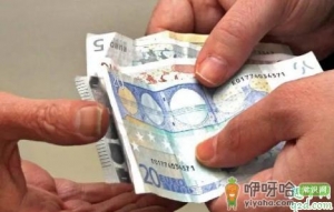 路人借钱坐车是真是假