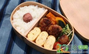 饭盒盖子吸了开不下来怎么办