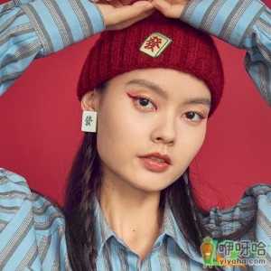 戴帽子头发痛是怎么回事