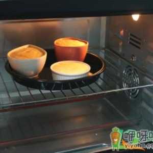 烤箱做蛋糕用不用加水