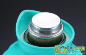 开水瓶塞拔不出来怎么办
