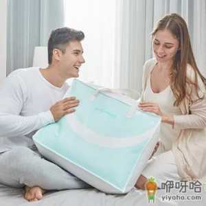 睡觉抱枕是镂空好还是不镂空好