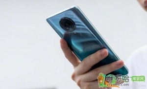 k30至尊版绿屏是怎么回事