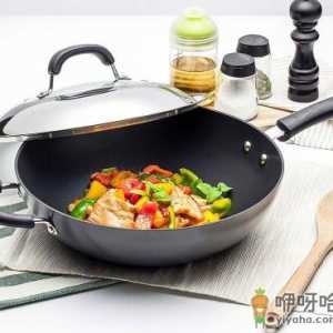 炒完菜的锅怎么洗干净 锅烧糊了上面黑的怎么去掉