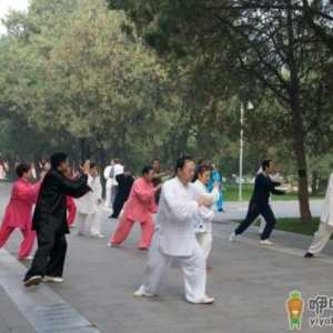 老人关节痛是什么原因 到了中年为什么身上关节疼