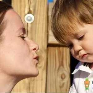 宝宝拉肚子吃蒸苹果好吗 哪些辅食适合宝宝拉肚子吃