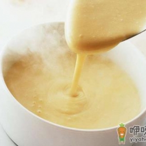 小宝宝抗拒米糊不吃咋办 怎么让宝宝接受米糊