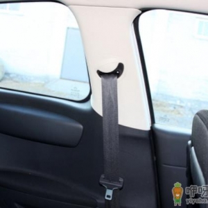 小车后座要系安全带吗 为什么坐大巴要系安全带