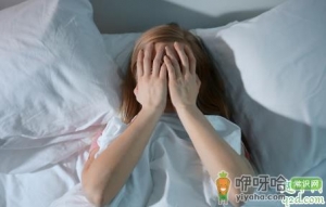 每天很晚才睡得着是有抑郁症吗 抑郁症最明显的表现特征