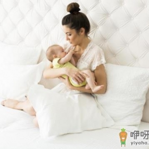 刚出生的宝宝抱好还是不抱好 宝宝出生后怎么抱好