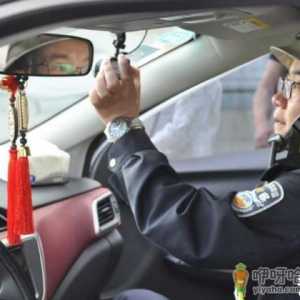 买行车记录仪看什么参数 行车记录仪怎么安装到车上