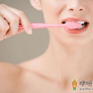 口腔异味的原因-如何预防口腔异味