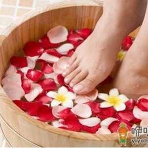 秋冬泡脚不当会致命