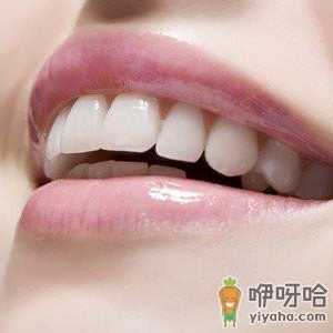 春季嘴唇发干怎么办？嘴唇发干是怎么回事