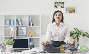 办公室瑜伽健身方法大全