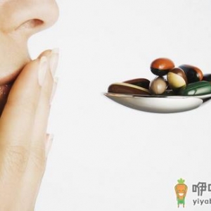 这些药品居然不能用热水送服？