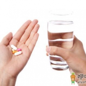吃药千万不可盲目给自己加量！