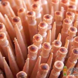不正确使用牙签对牙齿危害大 减少剔牙防止牙缝出现