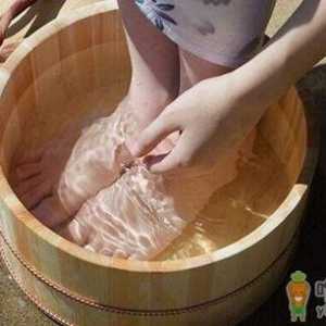坚持热水泡脚有啥好处