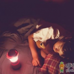 早上总是赖床也是一种病 感冒的人很容易赖床