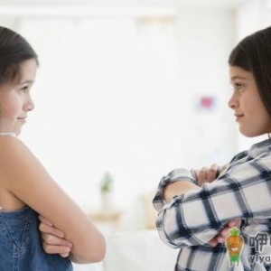 女孩子初潮的前兆有哪些