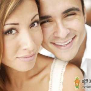 女人头发变少或是身体内部原因