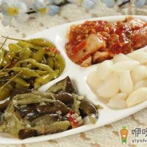 女孩常吃咸菜得胃癌