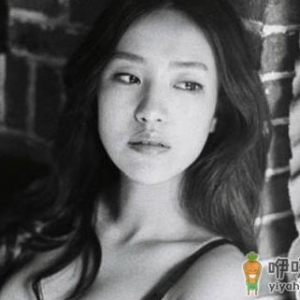 月经前后白带褐色正常吗？