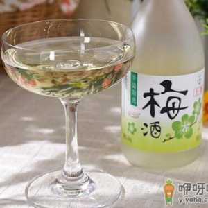 青梅酒怎么酿制？女性常喝青梅酒排毒养颜