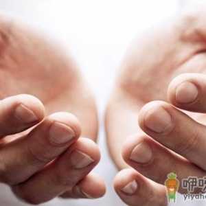 老人手足冰冷怎么办