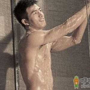 男人洗澡水别太热