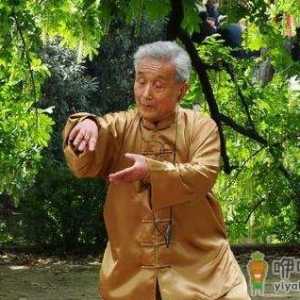 老人爱健身 适合中老年人运动的八大方式