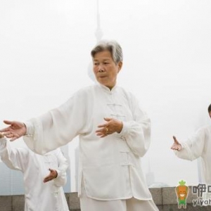 练太极拳有利于老人通经活络