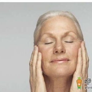 中老年人适宜做哪些保健运动？
