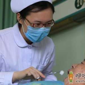 老人嗓子痛如何正确用药