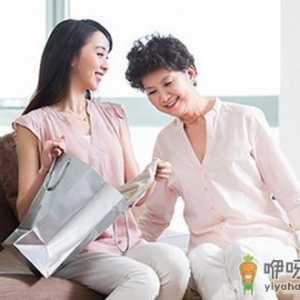 老人可以照着小十岁买衣服