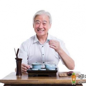 老年人喝茶要注意这些事项
