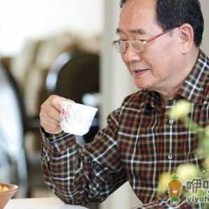 老人身体好不好 就靠“手”了