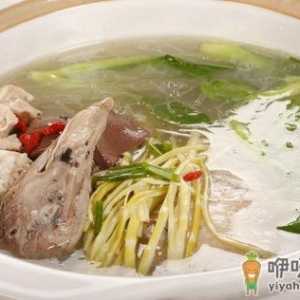 8大药鸡食疗方帮男性补精血